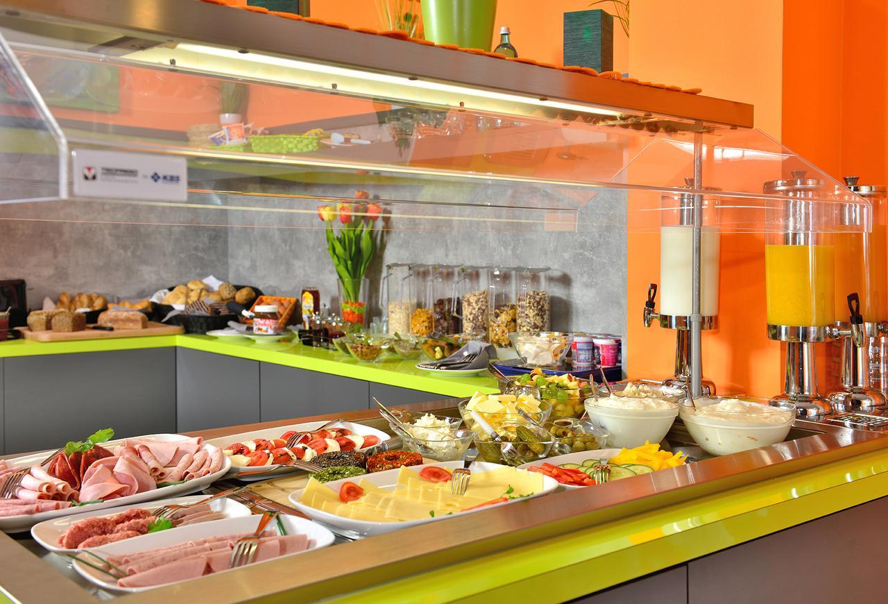 Sleepysleepy Hotel Giessen Linden  ภายนอก รูปภาพ