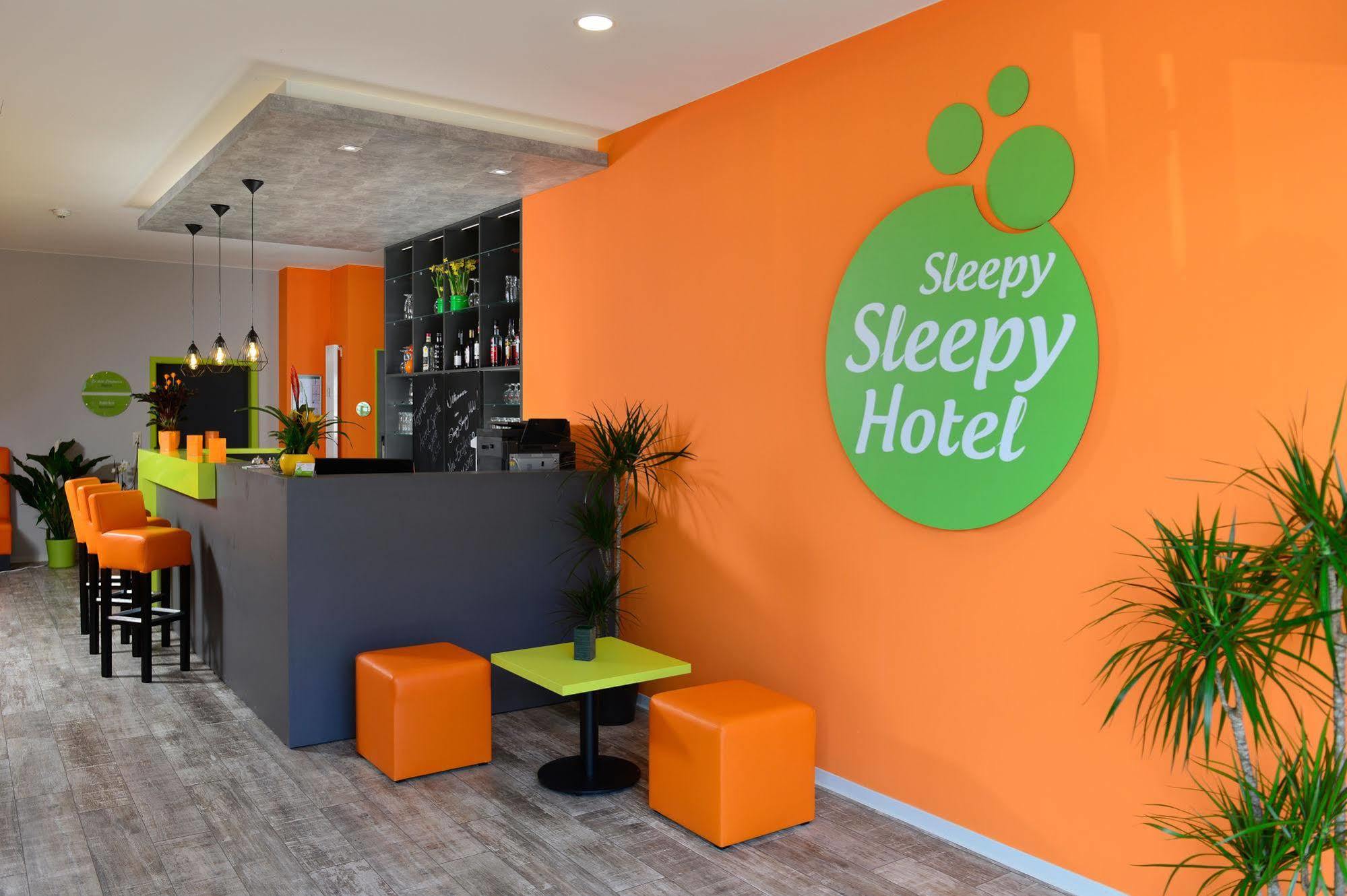 Sleepysleepy Hotel Giessen Linden  ภายนอก รูปภาพ